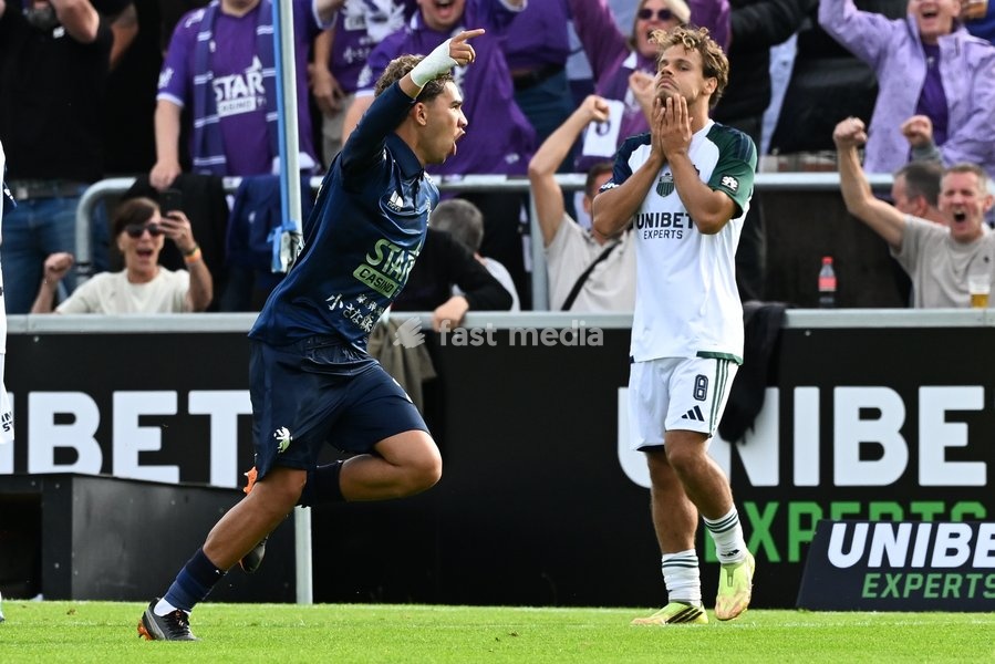 Beerschot's Mohamed Anas Haj celebrates after scoring during a soccer match between Sporting Hasselt and K. Beerschot VA, Saturday 19 September 2026 in Hasselt, on day 6 of the 2026-2027 'Challenger Pro League' 1B second division of the Belgian championship
