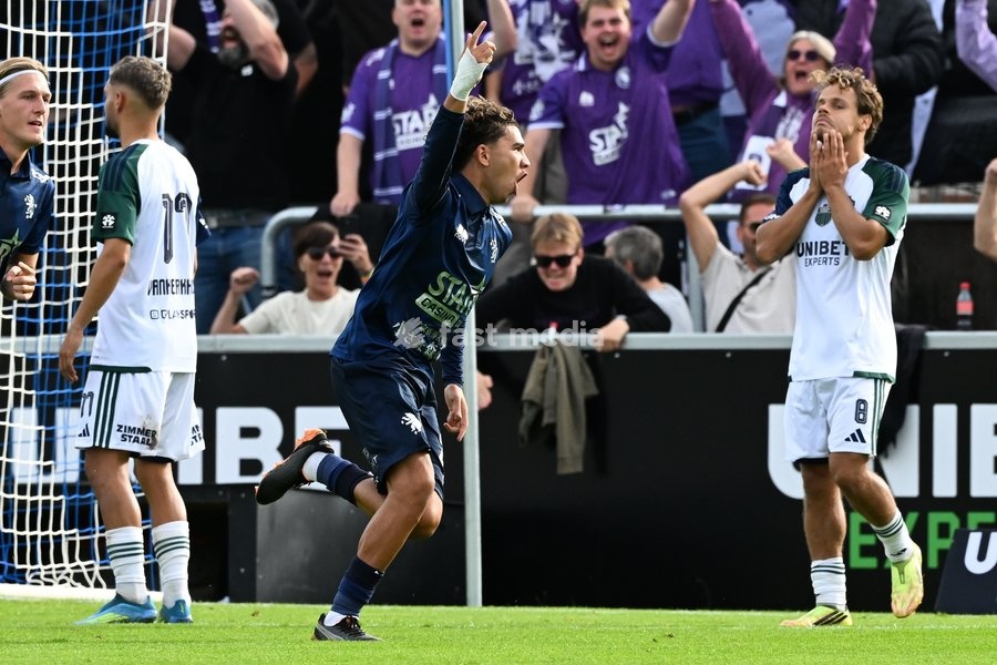 Beerschot's Mohamed Anas Haj celebrates after scoring during a soccer match between Sporting Hasselt and K. Beerschot VA, Saturday 19 September 2026 in Hasselt, on day 6 of the 2026-2027 'Challenger Pro League' 1B second division of the Belgian championship