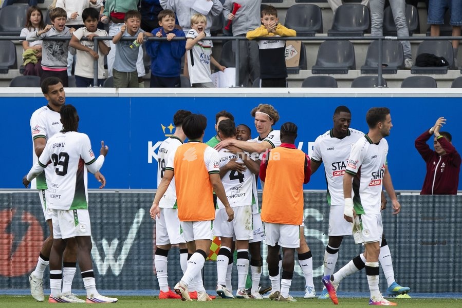 OHL's William Balikwisha celebrates with teammates after scoring during a soccer match between Oud-Heverlee Leuven and RAAL La Louviere, Saturday 19 September 2026 in Leuven, on day 7 of the 2026-2027 'Jupiler Pro League' first division of the Belgian championship