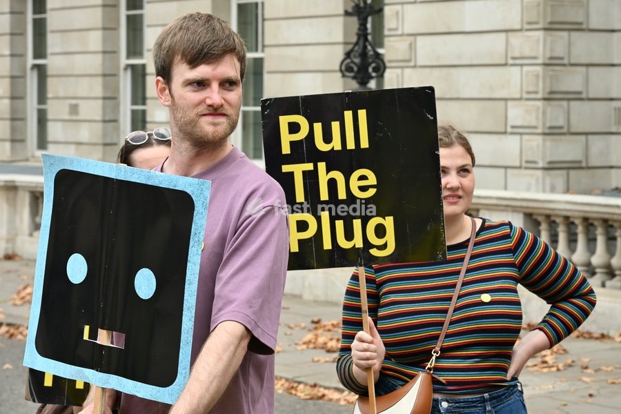 London, UK. Emergency AI Protest : Organized by activists targeting Big Tech and government policies. Outside the Dept for Business, Innovation, Science & Trade ( Old Admiralty Building)