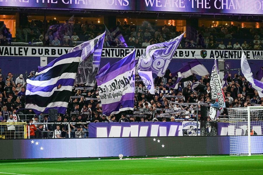 Anderlecht's supporters pictured during a soccer match between RSC Anderlecht and SV Zulte Waregem, Saturday 19 September 2026 in Brussels, on day 7 of the 2026-2027 'Jupiler Pro League' first division of the Belgian championship