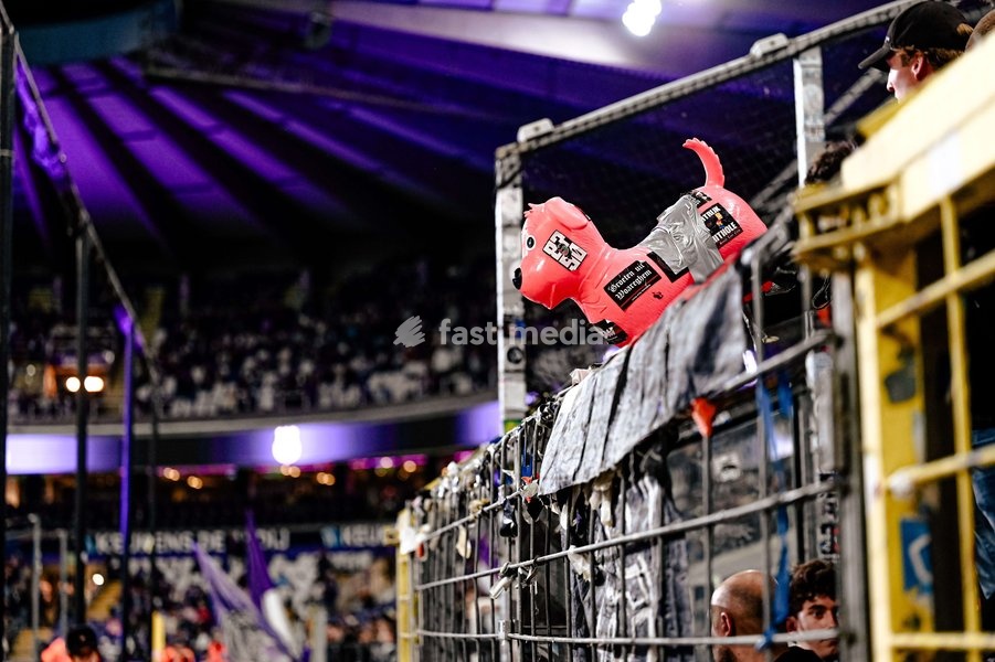 Dog balloon pictured during a soccer match between RSC Anderlecht and SV Zulte Waregem, Saturday 19 September 2026 in Brussels, on day 7 of the 2026-2027 'Jupiler Pro League' first division of the Belgian championship