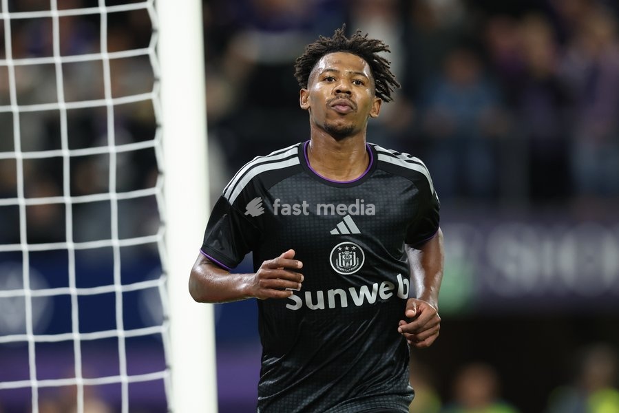 Anderlecht's Tawfik Bentayeb celebrates after scoring during a soccer match between RSC Anderlecht and SV Zulte Waregem, Saturday 19 September 2026 in Brussels, on day 7 of the 2026-2027 'Jupiler Pro League' first division of the Belgian championship