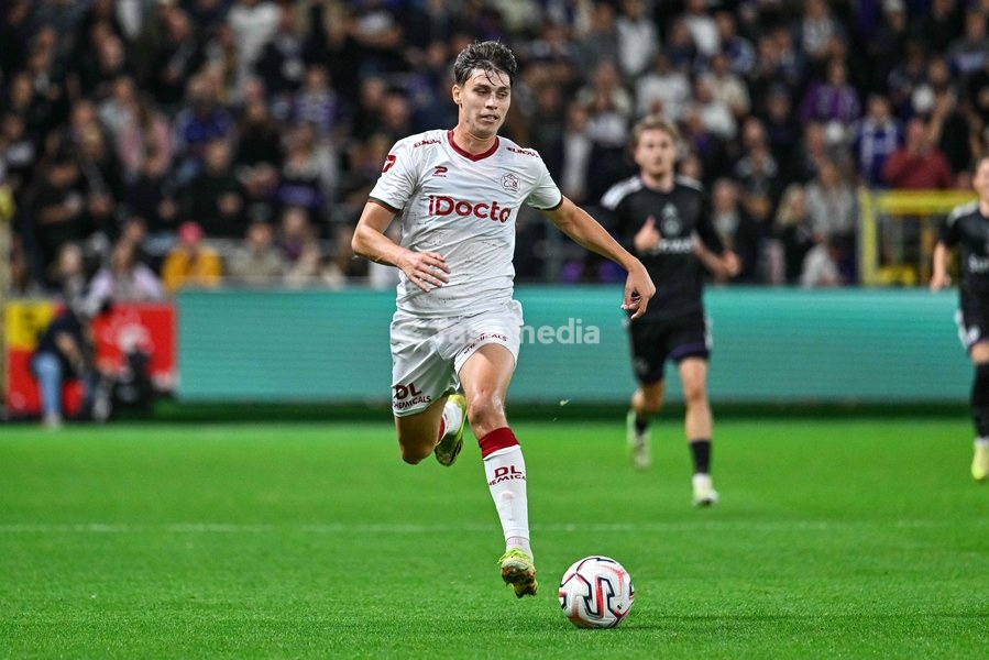 Essevee's Istvan Atrok pictured in action during a soccer match between RSC Anderlecht and SV Zulte Waregem, Saturday 19 September 2026 in Brussels, on day 7 of the 2026-2027 'Jupiler Pro League' first division of the Belgian championship