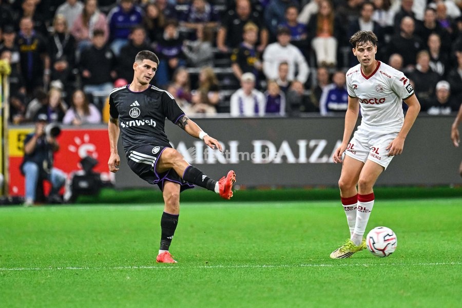 Anderlecht's Ilias Koutsoupias pictured in action during a soccer match between RSC Anderlecht and SV Zulte Waregem, Saturday 19 September 2026 in Brussels, on day 7 of the 2026-2027 'Jupiler Pro League' first division of the Belgian championship