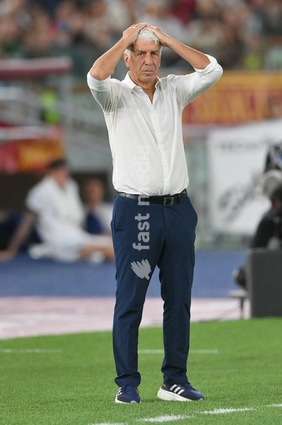 Gian Piero Gasperini head coach of Roma shows his disappointment during the match of Serie A Enilive Football Match between Roma vs Inter at the Olimpico Stadium on 19 September 2026 in Rome, Lazio, Italy. Roma vs Inter 2-2