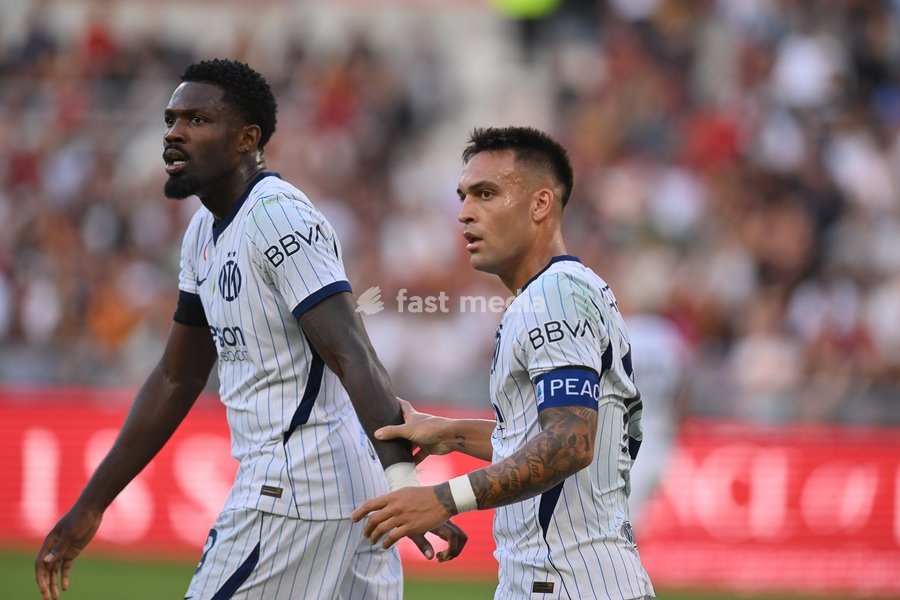 Marcus Thuram of Inter, Lautaro Martinez of Inter during the match of Serie A Enilive Football Match between Roma vs Inter at the Olimpico Stadium on 19 September 2026 in Rome, Lazio, Italy. Roma vs Inter 2-2