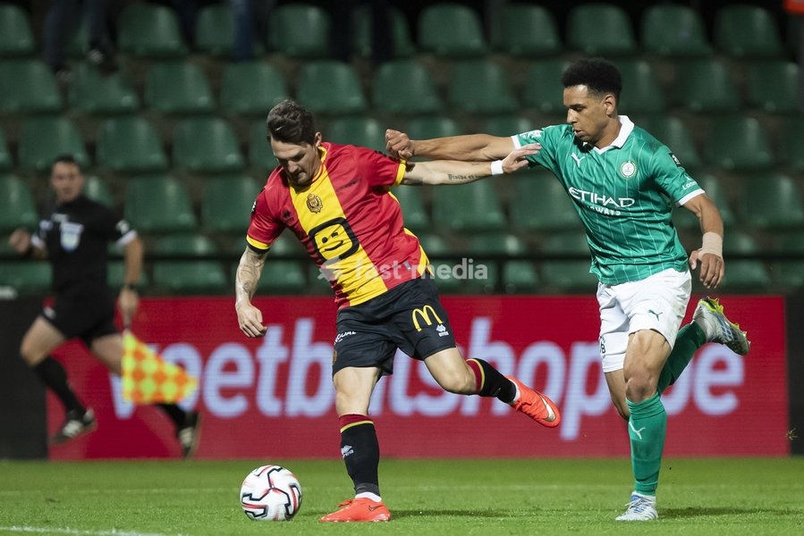 Mechelen's Benito Raman and Lommel's Shawn Adewoye pictured during a soccer match between Lommel SK and KV Mechelen, Saturday 19 September 2026 in Lommel, on day 7 of the 2026-2027 'Jupiler Pro League' first division of the Belgian championship