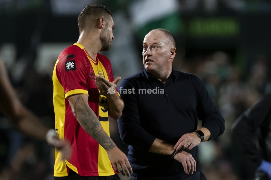 Mechelen's Mike Eerdhuijzen and Mechelen's head coach Frederic Fred Vanderbiest pictured after a soccer match between Lommel SK and KV Mechelen, Saturday 19 September 2026 in Lommel, on day 7 of the 2026-2027 'Jupiler Pro League' first division of the Belgian championship