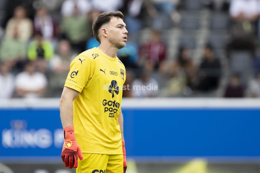 RAAL's goalkeeper Marcos Hernan Peano pictured during a soccer match between Oud-Heverlee Leuven and RAAL La Louviere, Saturday 19 September 2026 in Leuven, on day 7 of the 2026-2027 'Jupiler Pro League' first division of the Belgian championship
