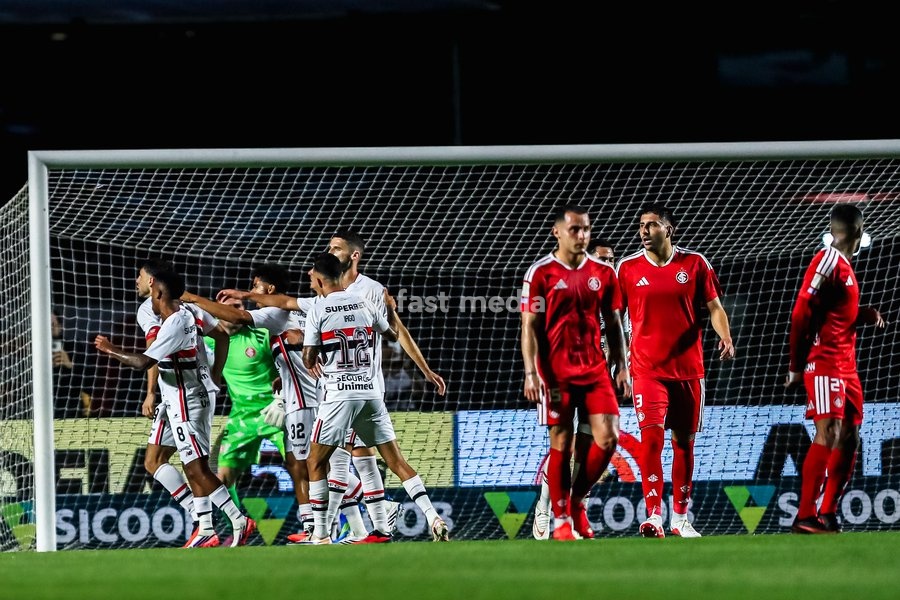 September 19, 2026, São Paulo, São Paulo, Brazil: São Paulo player Djhordney during the match between São Paulo and Internacional, part of the 2026 Brazilian Championship, at Morumbis Stadium in São Paulo (SP), Brazil, on this Saturday, September 19, 2026