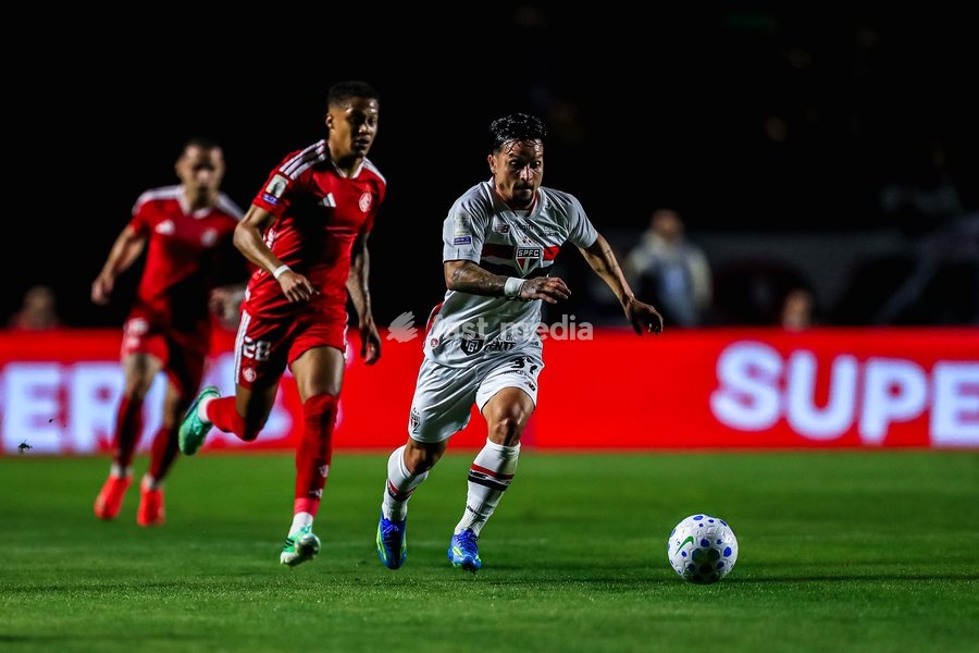 September 19, 2026, São Paulo, São Paulo, Brazil: São Paulo player Djhordney during the match between São Paulo and Internacional, part of the 2026 Brazilian Championship, at Morumbis Stadium in São Paulo (SP), Brazil, on this Saturday, September 19, 2026