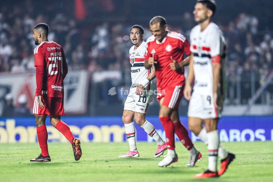 September 19, 2026, São Paulo, São Paulo, Brazil: São Paulo player Djhordney during the match between São Paulo and Internacional, part of the 2026 Brazilian Championship, at Morumbis Stadium in São Paulo (SP), Brazil, on this Saturday, September 19, 2026