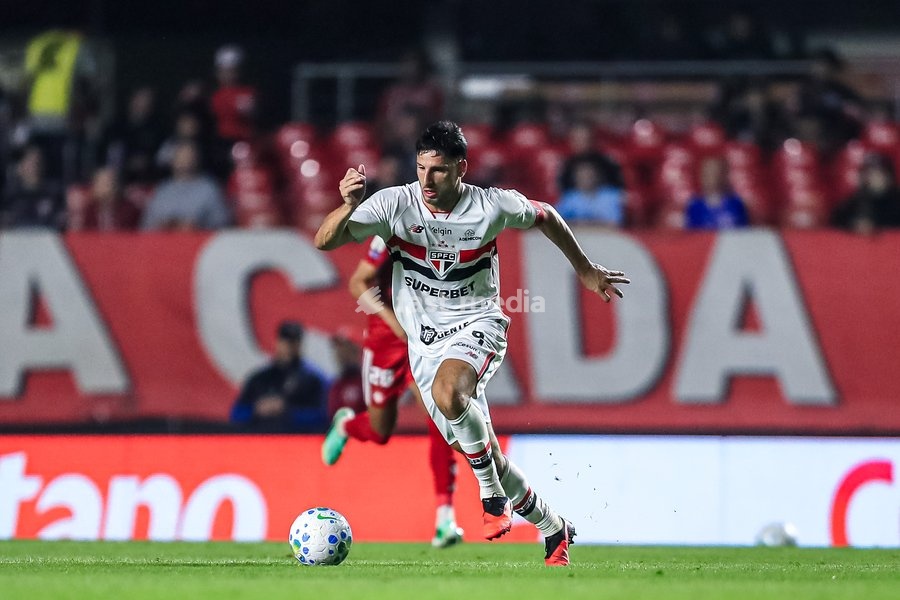September 19, 2026, São Paulo, São Paulo, Brazil: São Paulo player Djhordney during the match between São Paulo and Internacional, part of the 2026 Brazilian Championship, at Morumbis Stadium in São Paulo (SP), Brazil, on this Saturday, September 19, 2026