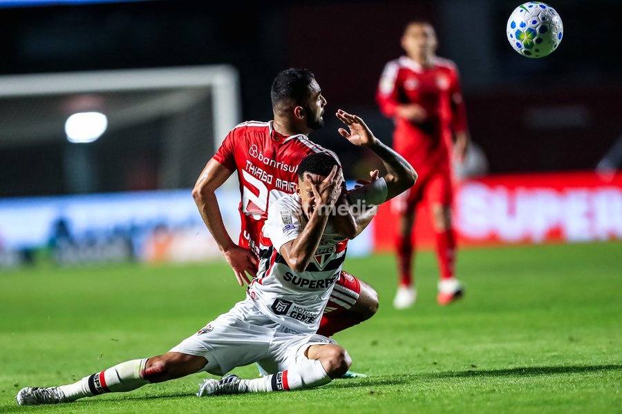 September 19, 2026, São Paulo, São Paulo, Brazil: São Paulo player Djhordney during the match between São Paulo and Internacional, part of the 2026 Brazilian Championship, at Morumbis Stadium in São Paulo (SP), Brazil, on this Saturday, September 19, 2026