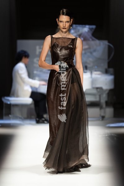 LONDON, ENGLAND - SEPTEMBER 19: A model walks the runway at the Hu Bing Selects: Urban Grace show during London Fashion Week 2026 on September 19, 2026 in London, England