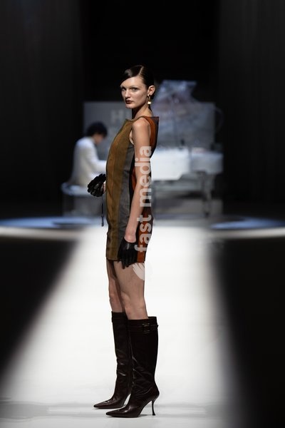LONDON, ENGLAND - SEPTEMBER 19: A model walks the runway at the Hu Bing Selects: Urban Grace show during London Fashion Week 2026 on September 19, 2026 in London, England