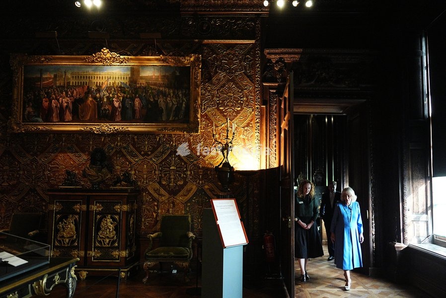 Queen Camilla views exhibits in the Chatsworth's House of Stories exhibition at Chatsworth House, Bakewell as she attends The Queen's Reading Room Festival. Picture date: Saturday September 19, 2026