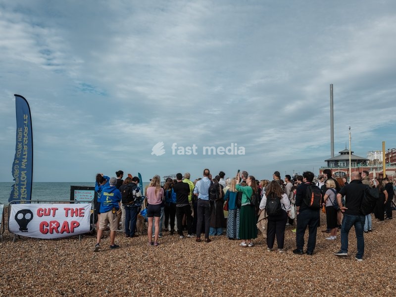 Sir Ed Davey, Current Liberal Democrat Leader, Mp For Kingston And Surbiton joins a beach clean during the Liberal Democrat Autumn Conference 2026 on Sunday 20 September 2026 at Brighton Beach, Brighton. Sir Ed Davey Joins Surfers Against Sewage, Marine Conservation Society, Rewilding Britain And…