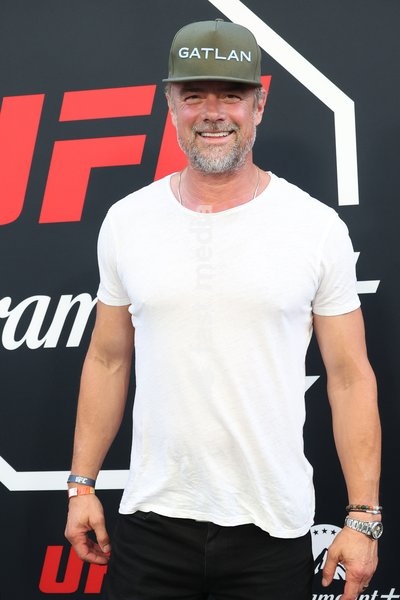 19 September 2025 - Los Angeles, California - Josh Duhamel. Attend UFC 331 Van vs. Pantoja 2 held at the Crypto.com Arena