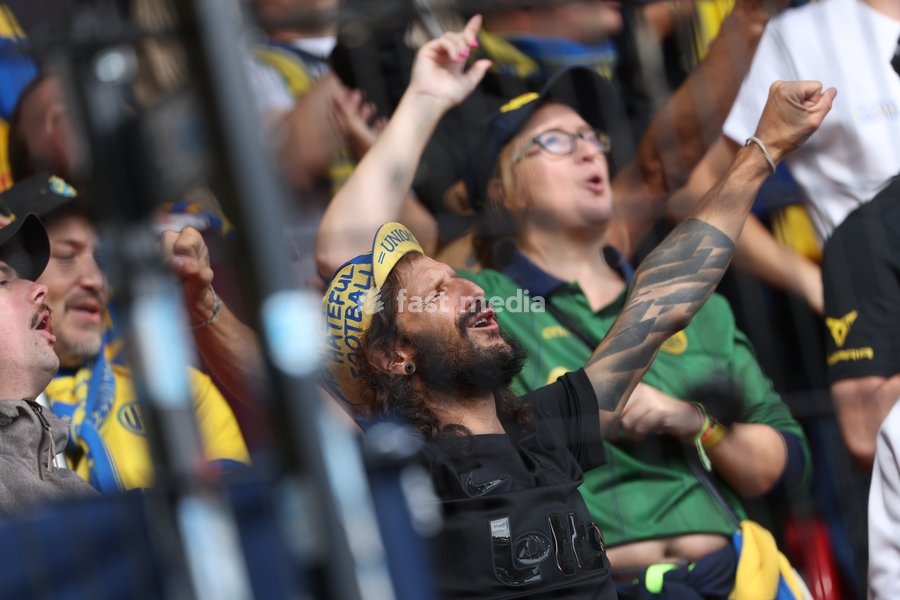 Union's supporters attend a soccer match between Royal Antwerp FC and Royale Union Saint-Gilloise, Sunday 20 September 2026 in Antwerp, on day 7 of the 2026-2027 'Jupiler Pro League' first division of the Belgian championship