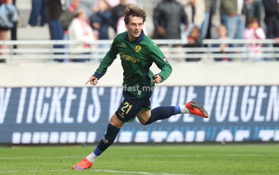 Union’s Denzel De Roeve celebrates after scoring during a soccer match between Royal Antwerp FC and Royale Union Saint-Gilloise, Sunday 20 September 2026 in Antwerp, on day 7 of the 2026-2027 'Jupiler Pro League' first division of the Belgian championship