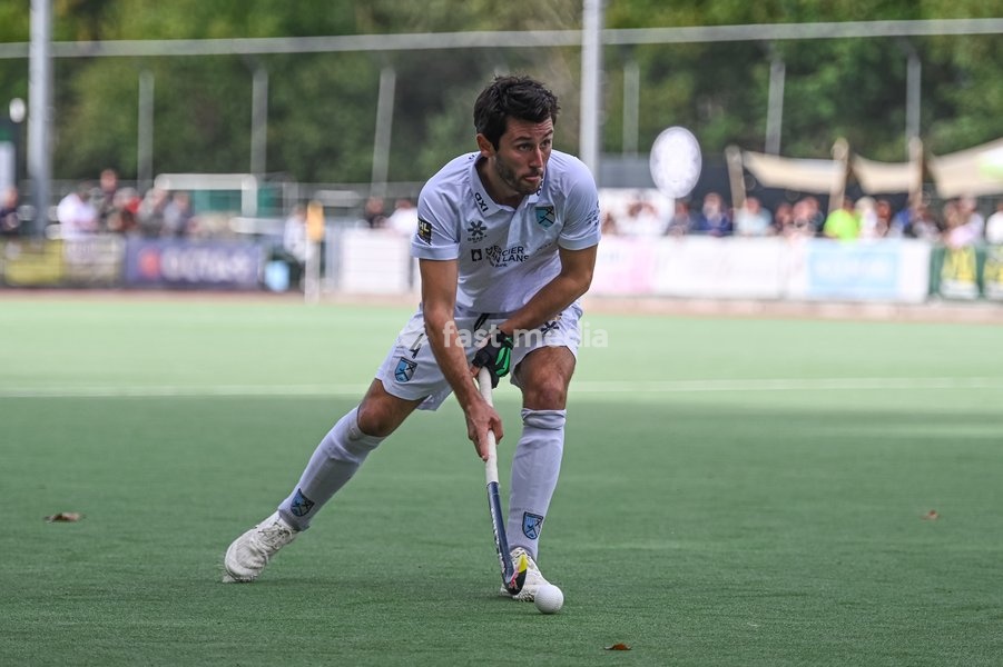 Braxgata's Arthur Van Doren pictured during a hockey game between Waterloo Ducks and Braxgata, Sunday 20 September 2026 in Waterloo, on day 1 of the Belgian first division hockey championship