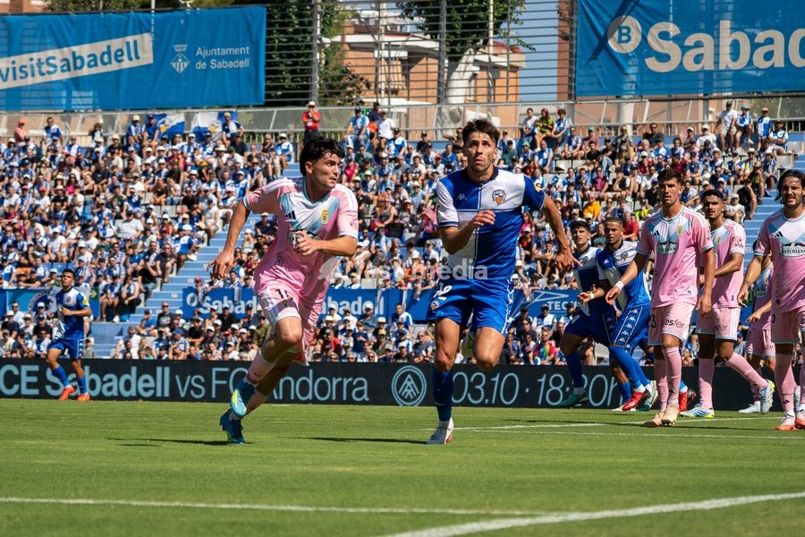 Gastón Valles Of CE Sabadell during La liga Hypermotion match between Real Oviedo At Nova Creu Alta, Sabadell, September 20