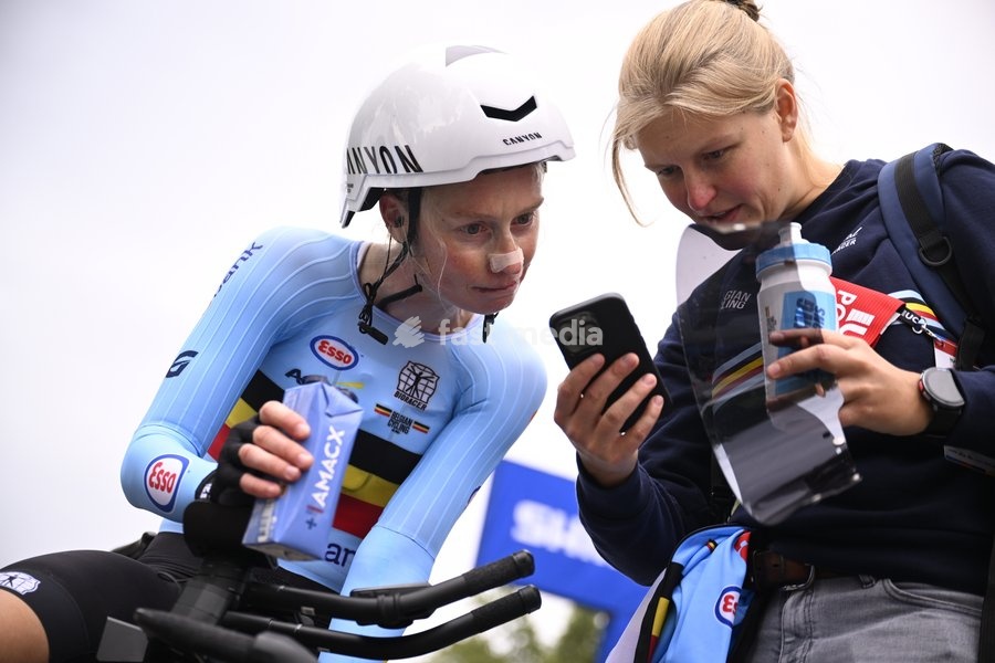 Belgian Lotte Claes pictured at the finish of the women's elite individual time trial race (39,2km) at the cycling UCI Road World Championship, in Montreal, Canada, Sunday 20 September 2026