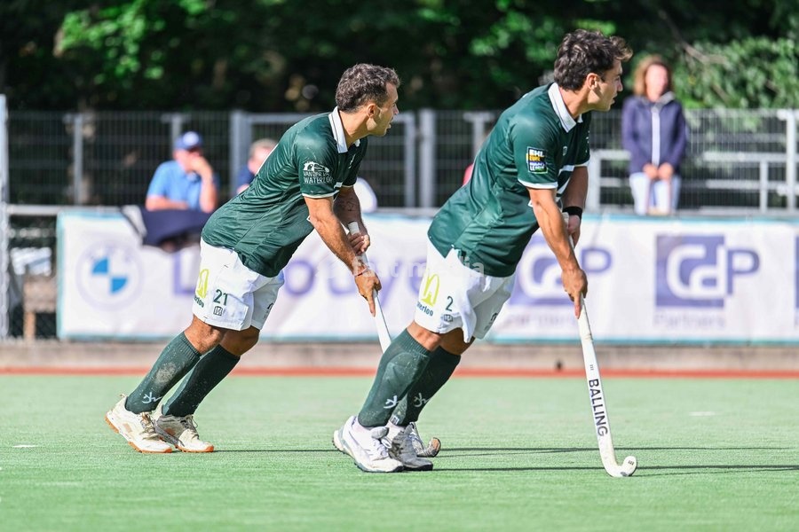 WatDuck's Lautaro Domene and WatDuck's Tomi Domene pictured during a hockey game between Waterloo Ducks and Braxgata, Sunday 20 September 2026 in Waterloo, on day 1 of the Belgian first division hockey championship