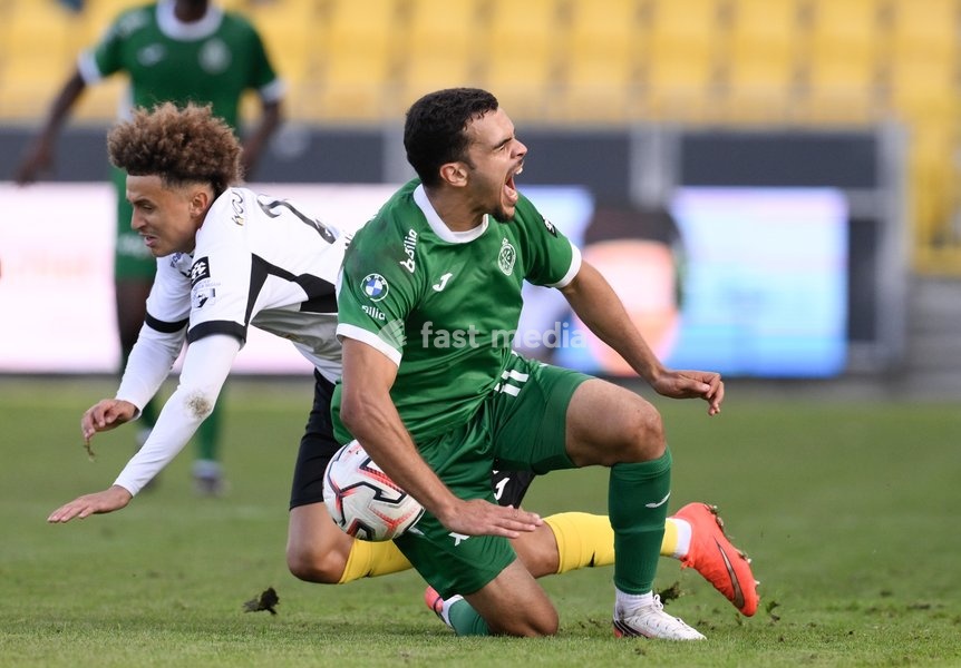 Lokeren's Salim Ben Seghir and Virton's Abdelsamad Hachem fight for the ball during a soccer match between KSC Lokeren and Royal Excelsior Virton, Sunday 20 September 2026 in Lokeren, on day 6 of the 2026-2027 'Challenger Pro League' 1B second division of the Belgian championship