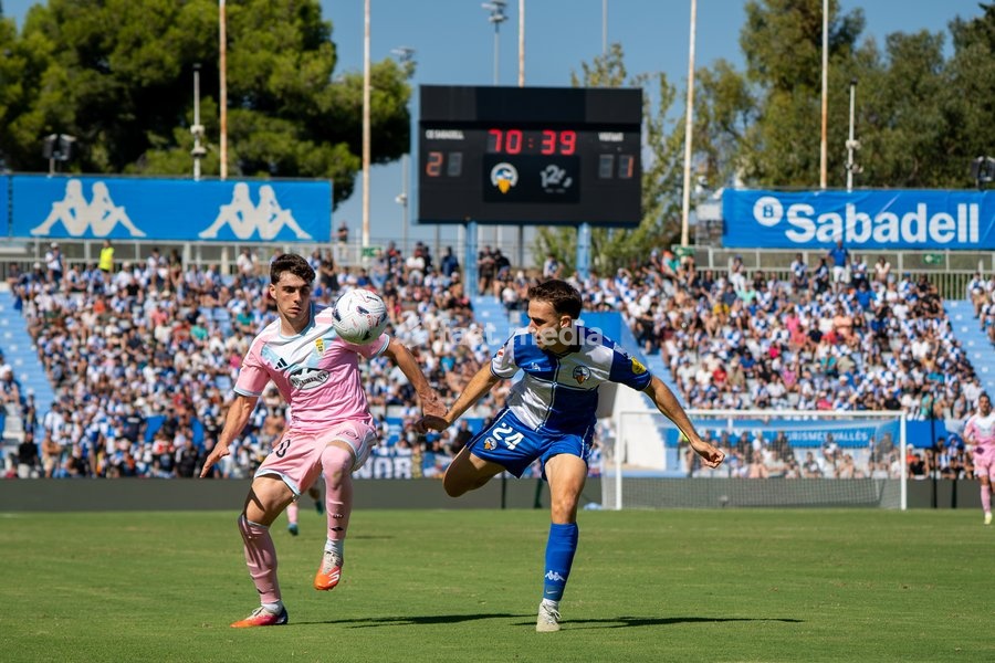 Eneko Aguilar Of CE Sabadell during La liga Hypermotion match between Real Oviedo At Nova Creu Alta, Sabadell, September 20