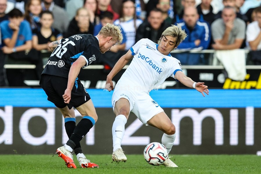 Club's Joaquin Seys and Genk's Junya Ito fight for the ball during a soccer match between Club Brugge KV and KRC Genk, Sunday 20 September 2026 in Brugge, on day 7 of the 2026-2027 'Jupiler Pro League' first division of the Belgian championship