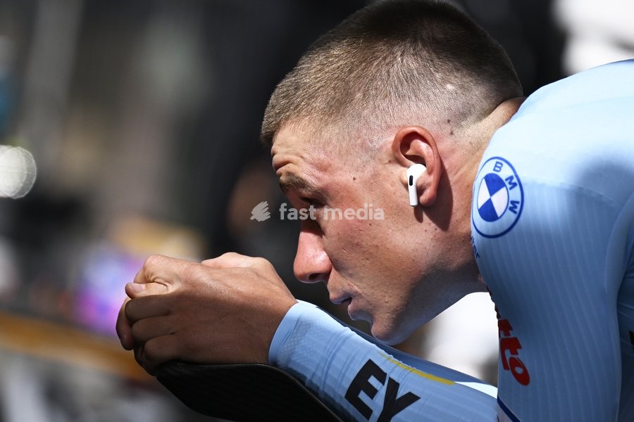Belgium's Remco Evenepoel pictured during the warming-up before the men's elite individual time trial race (39,2km) at the cycling UCI Road World Championship, in Montreal, Canada, Sunday 20 September 2026