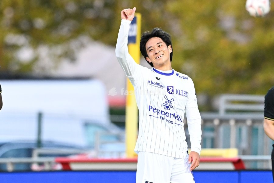 Patro Eisden's Tsubasa Kasayanagi looks dejected during a soccer match between FCV Dender EH and Patro Eisden Maasmechelen, Sunday 20 September 2026 in Denderleeuw, on day 6 of the 2026-2027 'Challenger Pro League' 1B second division of the Belgian championship