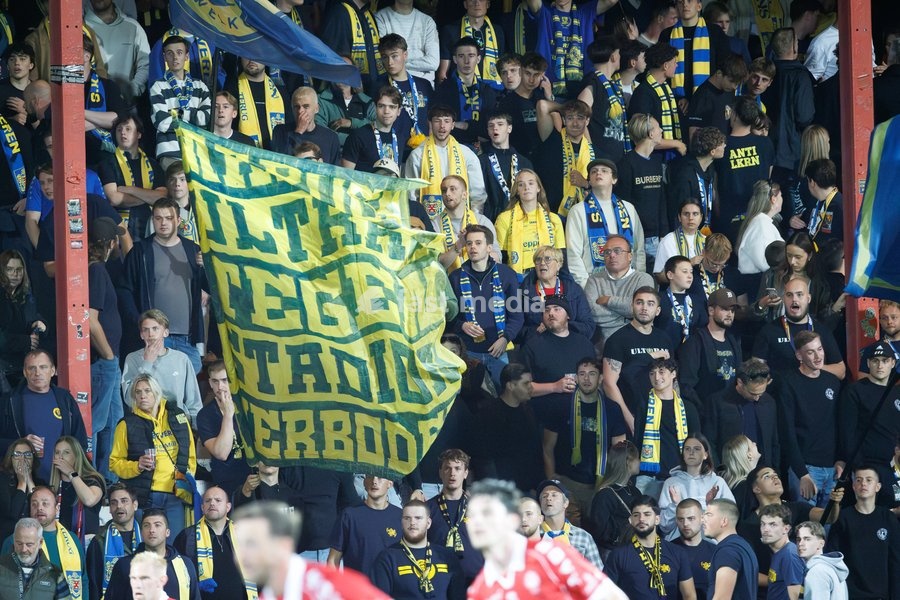 Beveren's supporters pictured during a soccer match between KV Kortrijk and SK Beveren, Sunday 20 September 2026 in Kortrijk, on day 7 of the 2026-2027 'Jupiler Pro League' first division of the Belgian championship