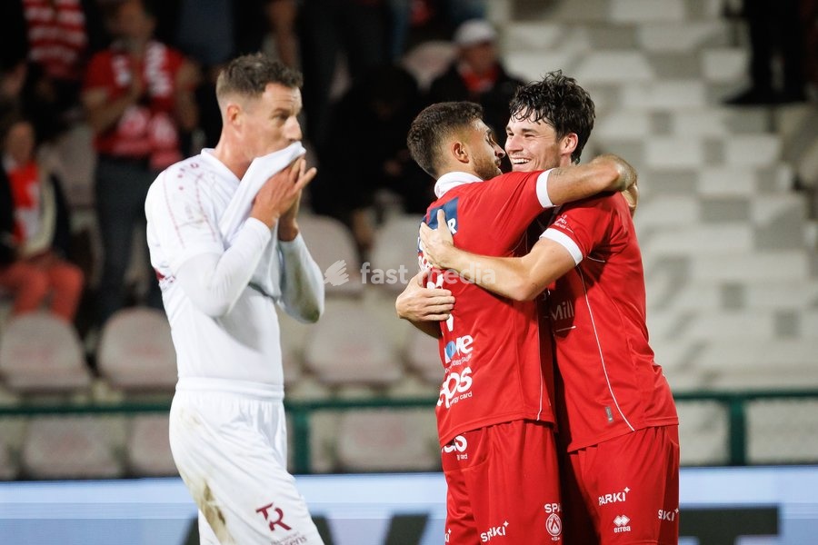 Kortrijk's players celebrate after winning a soccer match between KV Kortrijk and SK Beveren, Sunday 20 September 2026 in Kortrijk, on day 7 of the 2026-2027 'Jupiler Pro League' first division of the Belgian championship
