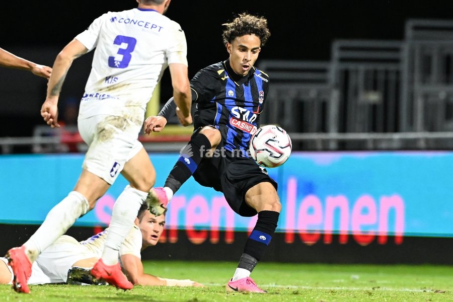 SOCCER CPL D6 FCV DENDER VS PATRO EISDEN MAASMECHELEN
