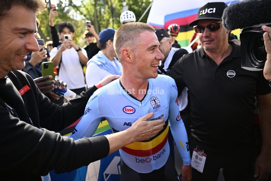 Belgian Remco Evenepoel celebrates after winning for the fourth time in a row the men's elite individual time trial race (39,2km) at the cycling UCI Road World Championship, in Montreal, Canada, Sunday 20 September 2026
