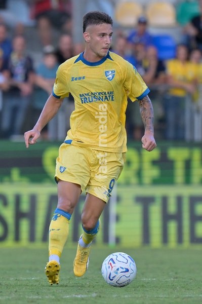 Antonio Raimondo of Frosinone seen in action during the match of Serie A Enilive Football Match between Frosinone vs Como at the Benito Stirpe Stadium on 20 September 2026 in Frosinone, Lazio. Frosinone vs Como 2-0