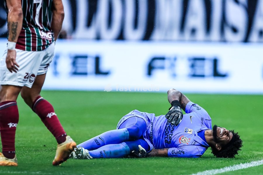 September 20, 2026, São Paulo, São Paulo, Brazil: SÃO PAULO (SP), BRAZIL – SEPTEMBER 20: Corinthians player Hugo Souza during the match between Corinthians and Fluminense, part of the 2026 Brazilian Championship, at Neo Química Arena in São Paulo (SP), Brazil, on Sunday, September 20, 2026