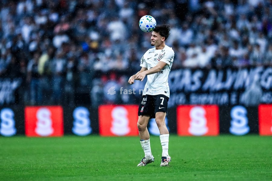 September 20, 2026, São Paulo, São Paulo, Brazil: SÃO PAULO (SP), BRAZIL – SEPTEMBER 20: Corinthians player Breno Bidon during the match between Corinthians and Fluminense, part of the 2026 Brazilian Championship, at Neo Química Arena in São Paulo (SP), Brazil, on Sunday, September 20, 2026