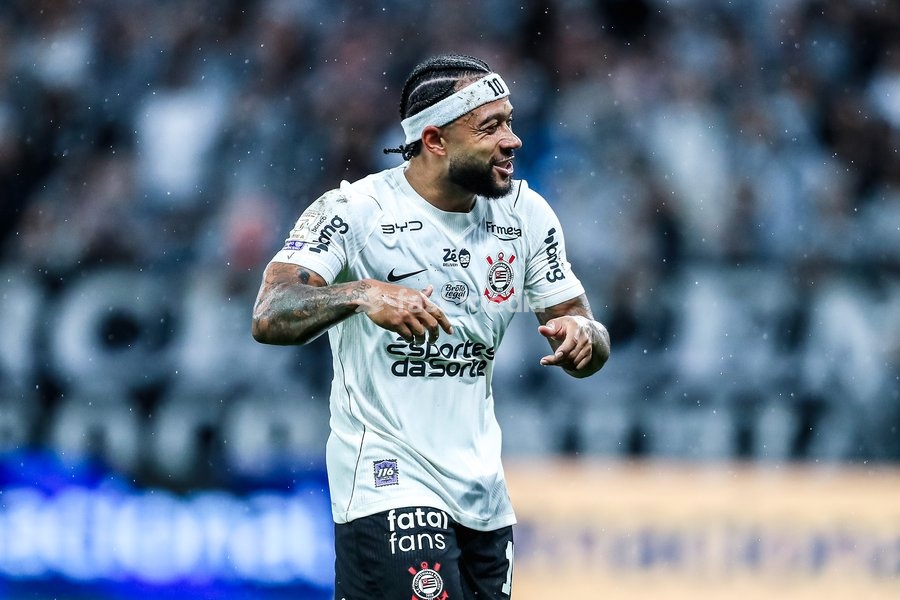 September 20, 2026, São Paulo, São Paulo, Brazil: SÃO PAULO (SP), BRAZIL – SEPTEMBER 20: Corinthians player Memphis Depay during the match between Corinthians and Fluminense, part of the 2026 Brazilian Championship, at Neo Química Arena in São Paulo (SP), Brazil, on Sunday, September 20, 2026