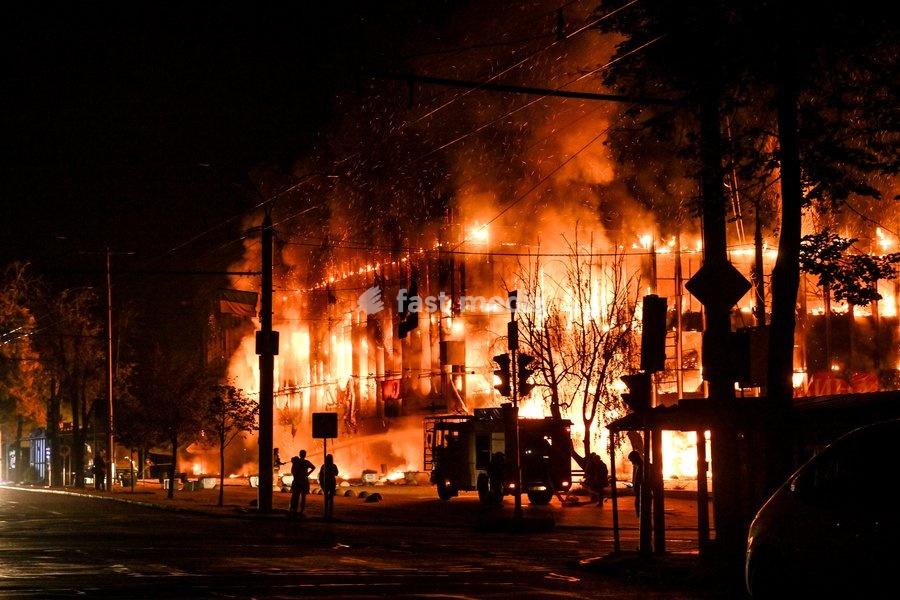 A fire caused by an overnight Russian drone attack rages in the Intrade shopping centre, Zaporizhzhia, Ukraine, September 21, 2026. On Monday night, Russian forces struck the southeastern city with strike UAVs and an FPV drone. The attack destroyed the shopping centre and damaged a university…