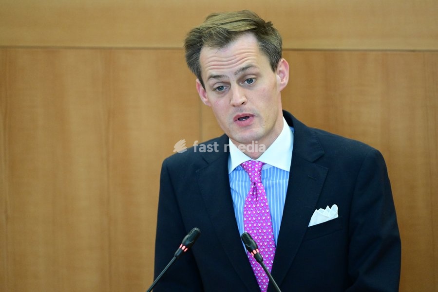 Gilles Verstraeten pictured during a plenary session of the Brussels Parliament in Brussels, Monday 21 September 2026. Today is the so-called Rentree, the first plenary session after the summer holidays