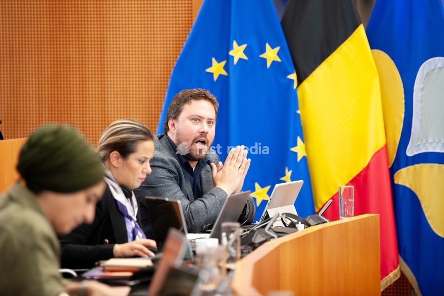 Vlaams Belang Bob De Brabandere pictured during a plenary session of the Brussels Parliament in Brussels, Saturday 20 September 2025. Today is the so-called Rentree, the first plenary session after the summer holidays