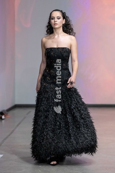 A model walks the runway during the Onalaja Spring Summer 2027 show at London Fashion Week, London, UK, 17 September 2026