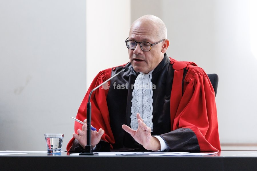 chairman of the court Willem De Pauw pictured during the composition of the jury for the trial of C. Vanhaverbeke (48), who is facing charges of double murder and attempted murder, before the Assize Court of West-Flanders Province in Brugge, on Monday 21 September 2026