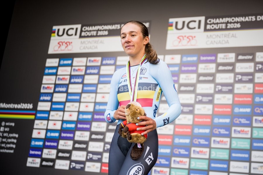 Belgian Luca Vierstraete , winner of the bronze medal pictured on the podium of the women's U23 individual time trial race (20,3km) at the cycling UCI Road World Championship, in Montreal, Canada, Monday 21 September 2026