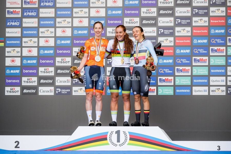 Belgian Luca Vierstraete , winner of the bronze medal pictured on the podium of the women's U23 individual time trial race (20,3km) at the cycling UCI Road World Championship, in Montreal, Canada, Monday 21 September 2026